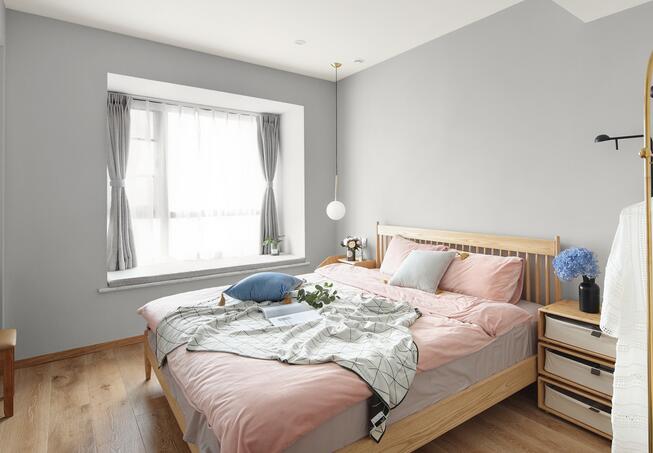 臥室裝修技巧，打造一個(gè)溫馨舒適的空間